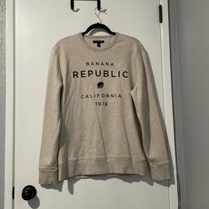 Banana Republic Factory
Men's Gray Modern Logo Sweatshirt